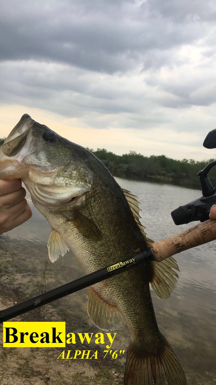 Breakaway rods Clearance